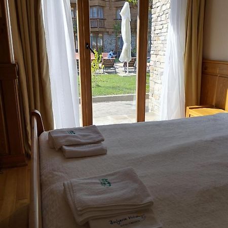 Pirin Golf - Nirvana, Studios&Spa رازلوغ المظهر الخارجي الصورة